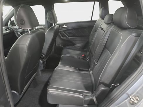 Used 2022 Volkswagen Tiguan SE R-Line FWD image 25