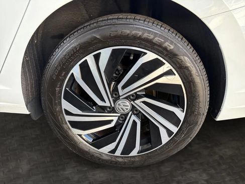 Used 2021 Volkswagen Jetta SEL Premium FWD image 39