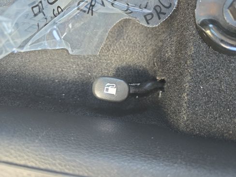 Used 2023 Kia Soul LX image 29