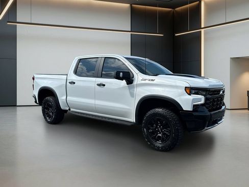 Used 2024 Chevrolet Silverado 1500 ZR2 w/ Dark Appearance Package AWD/4WD image 8