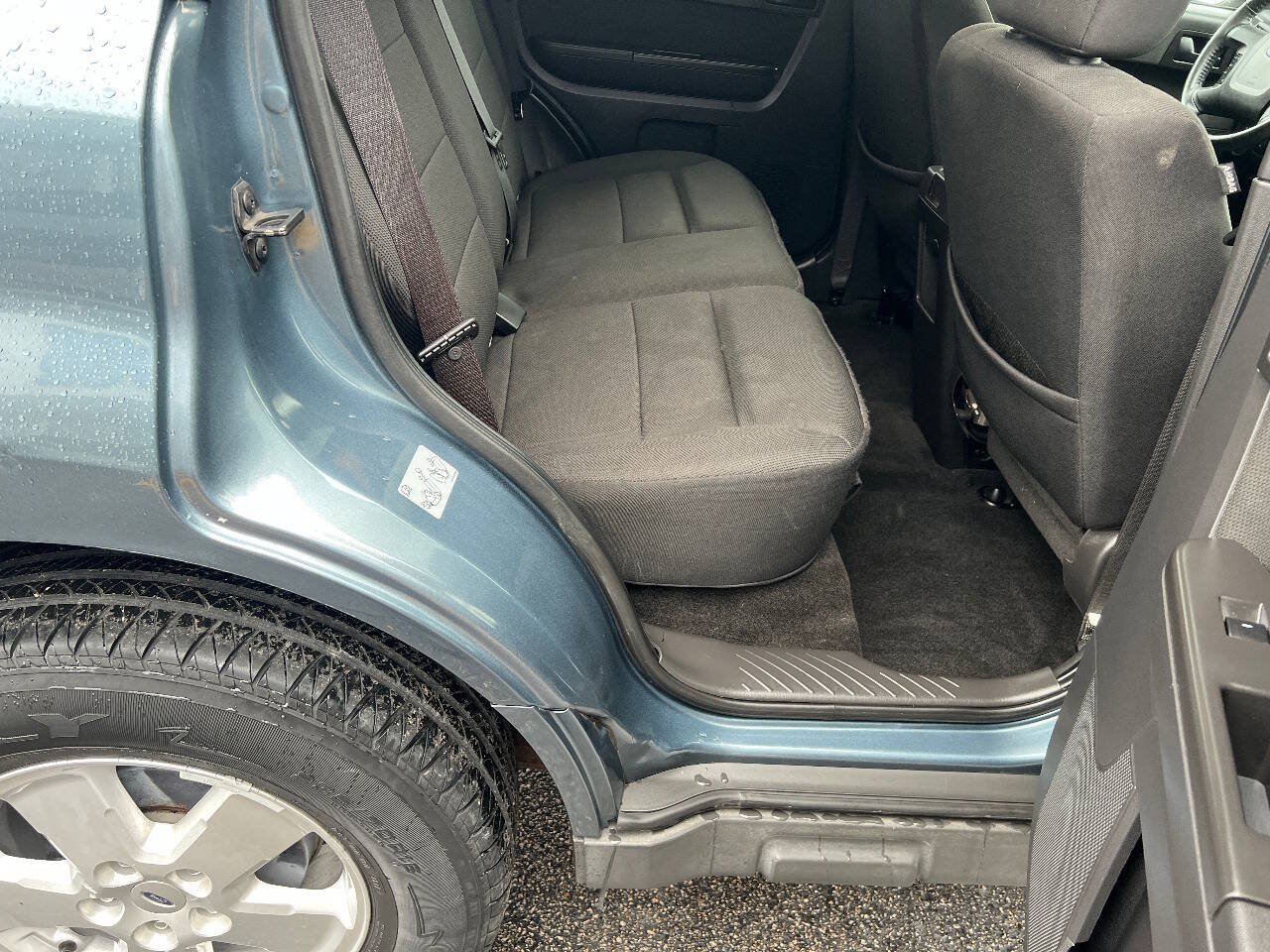 Used 2010 Ford Escape XLT FWD image 25