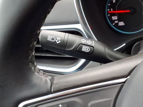 Used 2024 Chevrolet Equinox LT image 20