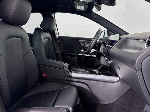 Used 2026 Mercedes-Benz GLA 250 image 6