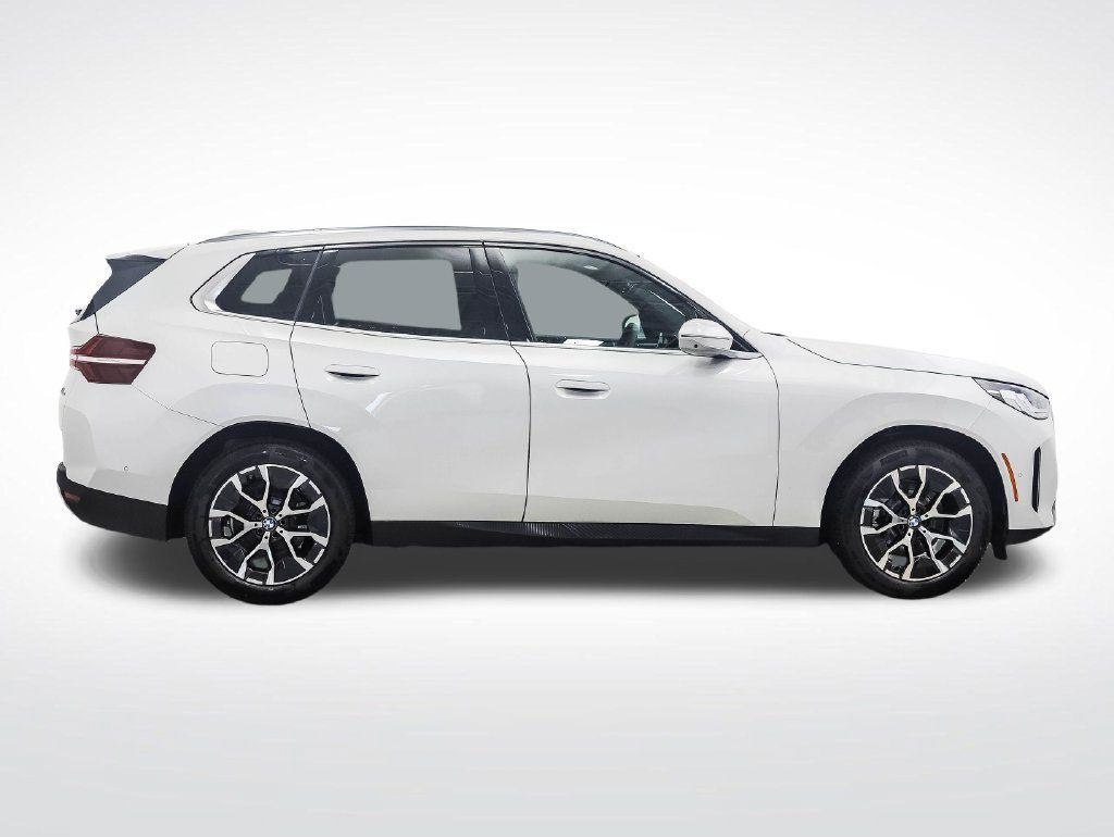 Used 2026 BMW X3 xDrive30i w/ Premium Package AWD/4WD image 6