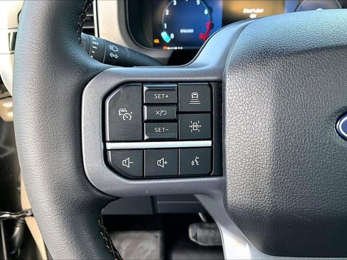 Used 2025 Ford F150 Lariat w/ Equipment Group 502A High image 16