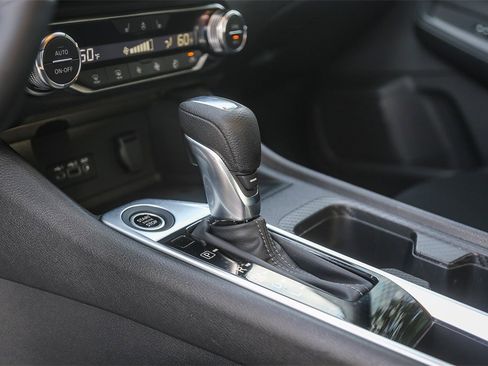 Used 2022 Nissan Sentra SV w/ All-Weather Package image 20