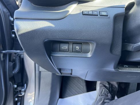 Used 2024 Toyota Crown XLE image 28