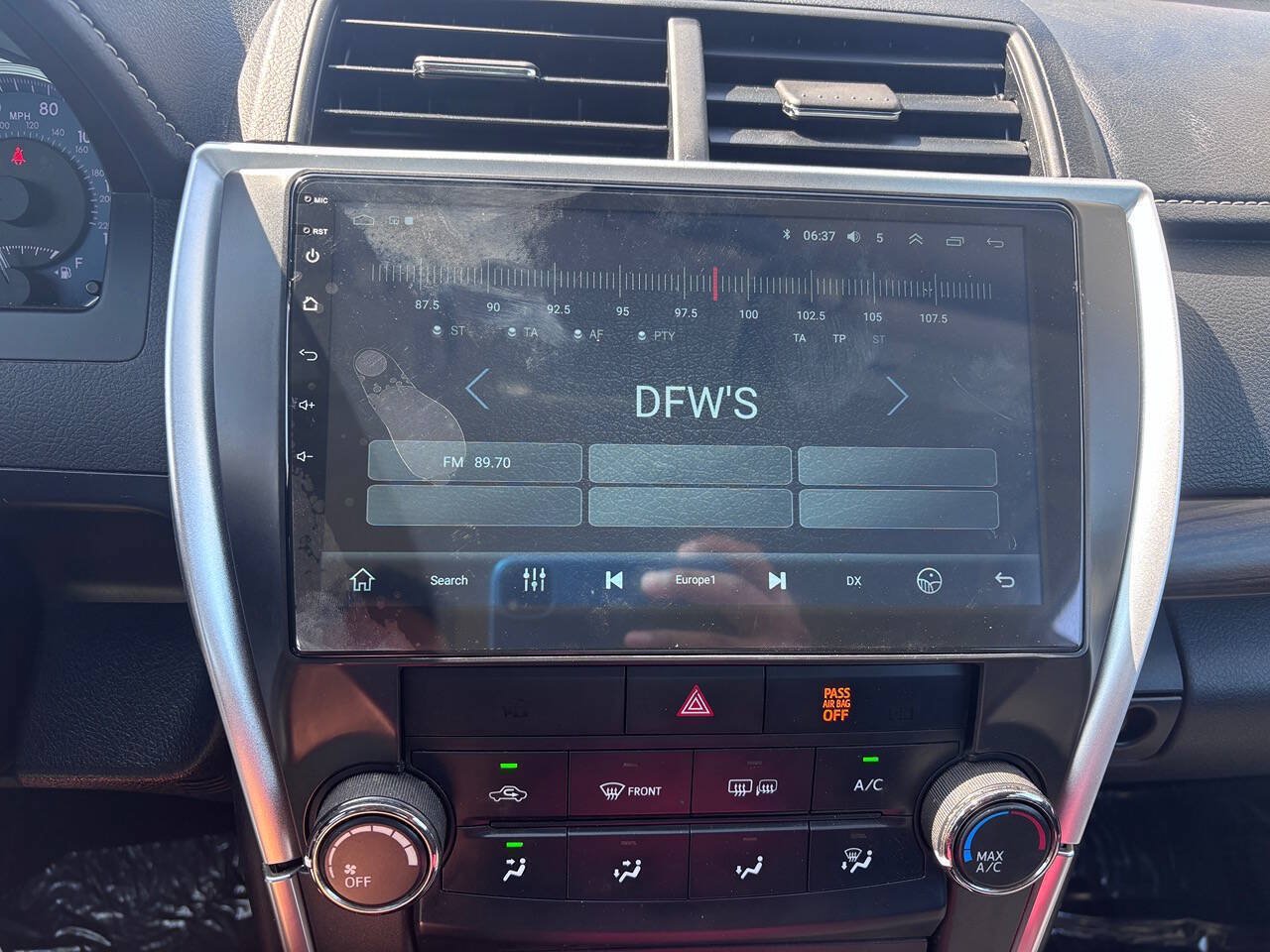 Used 2016 Toyota Camry LE FWD image 36