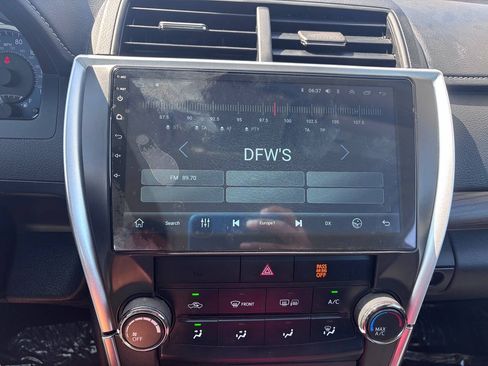 Used 2016 Toyota Camry LE FWD image 36