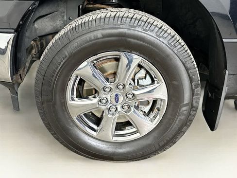 Used 2018 Ford F150 XLT w/ Equipment Group 302A Luxury image 8