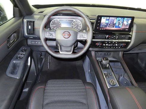 New 2026 Nissan Pathfinder Rock Creek image 14