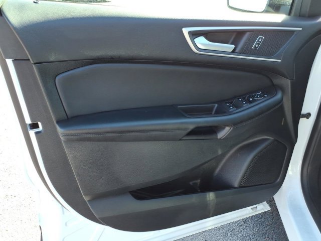 Used 2023 Ford Edge SEL AWD/4WD image 16