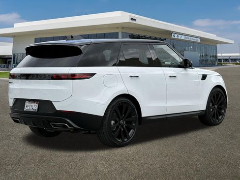 Used 2024 Land Rover Range Rover Sport SE AWD/4WD image 10