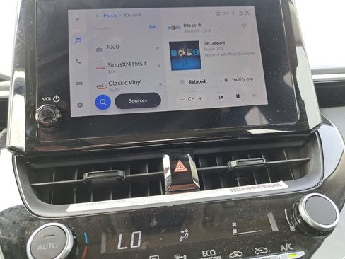 Used 2024 Toyota Corolla LE image 12