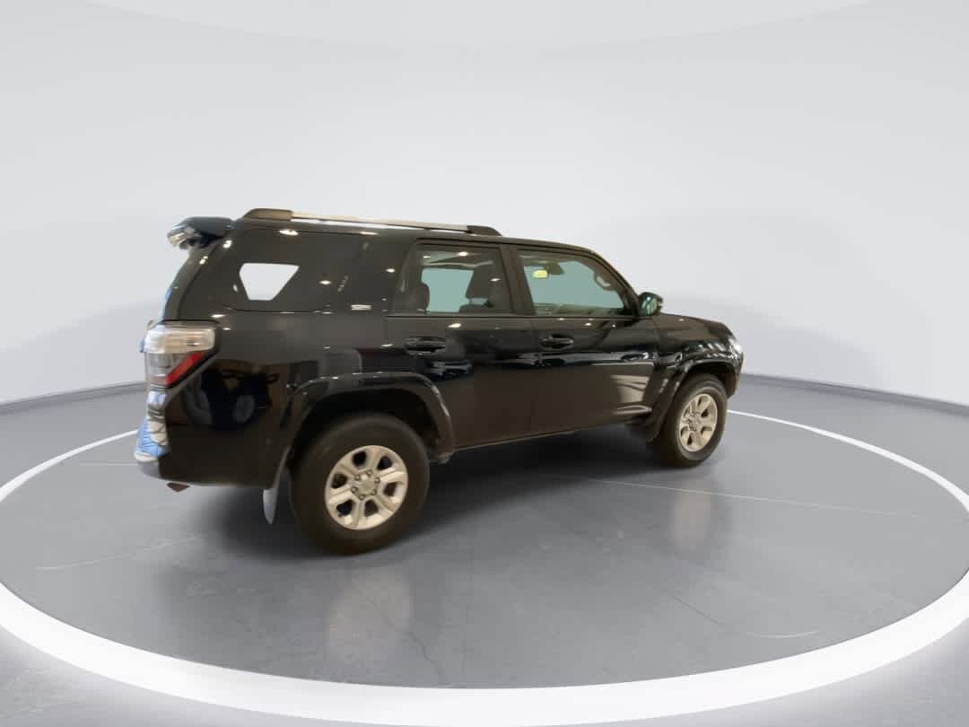Used 2024 Toyota 4Runner SR5 Premium w/ Moonroof Package AWD/4WD image 8