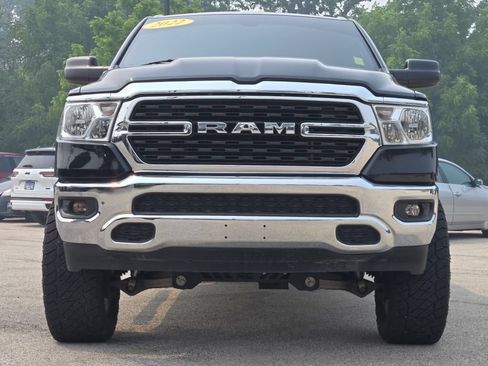 Used 2022 RAM 1500 Big Horn AWD/4WD image 3