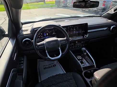 Certified 2024 Chevrolet Colorado Z71 w/ Advanced Trailering Package AWD/4WD image 9