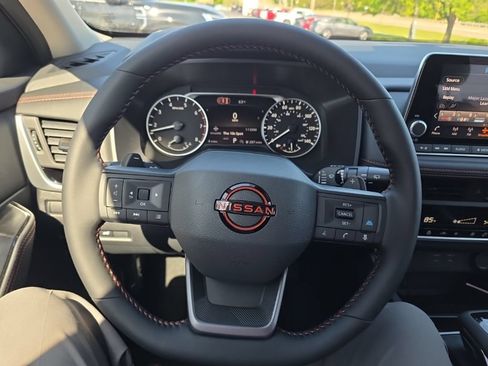 New 2026 Nissan Rogue SV AWD/4WD image 17