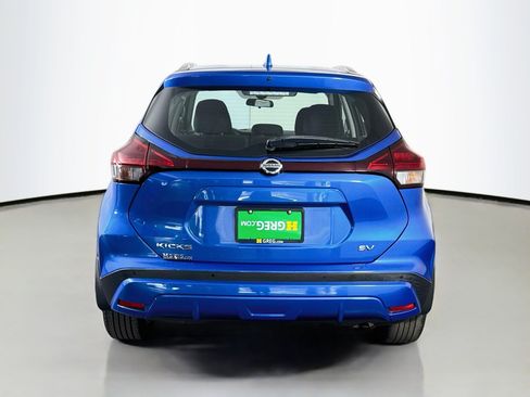 Used 2021 Nissan Kicks SV FWD image 8