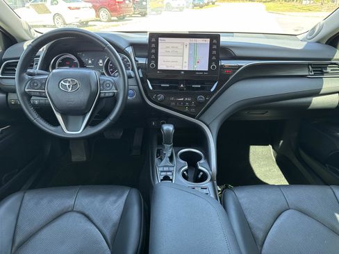 Used 2023 Toyota Camry XLE w/ Navigation Package FWD image 16