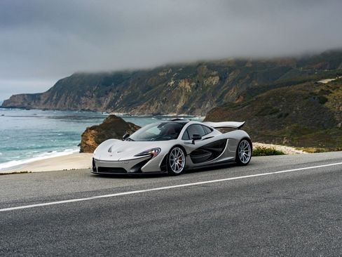 Used 2015 McLaren P1 RWD image 1