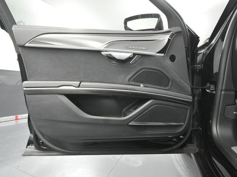 Used 2022 Audi S8 image 17