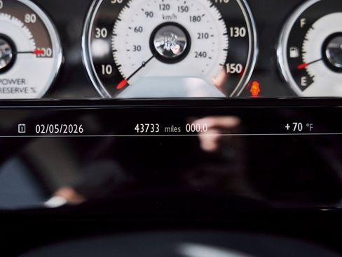 Used 2015 Rolls-Royce Wraith image 56