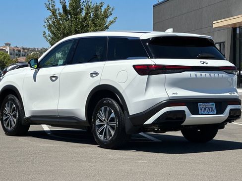 Certified 2025 INFINITI QX60 Pure AWD/4WD image 6