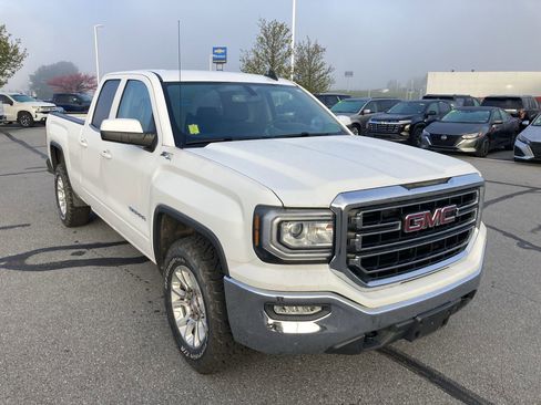 Used 2018 GMC Sierra 1500 SLE w/ SLE Value Package AWD/4WD image 1