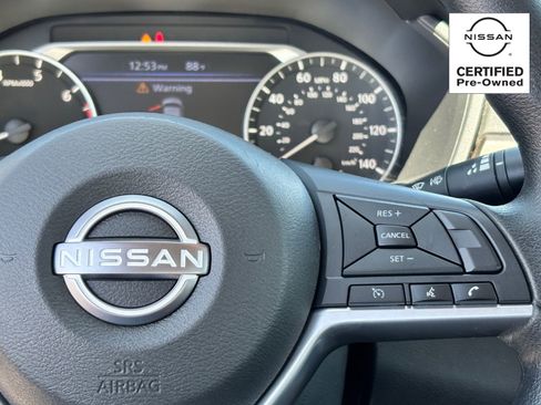 Certified 2025 Nissan Altima 2.5 SV FWD image 19