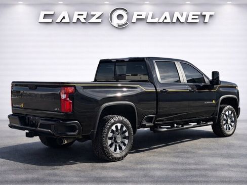 Used 2021 Chevrolet Silverado 2500 LTZ w/ Carhartt Edition image 3