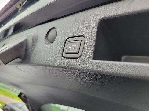 Used 2026 GMC Terrain AT4 w/ Convenience Package III AWD/4WD image 33