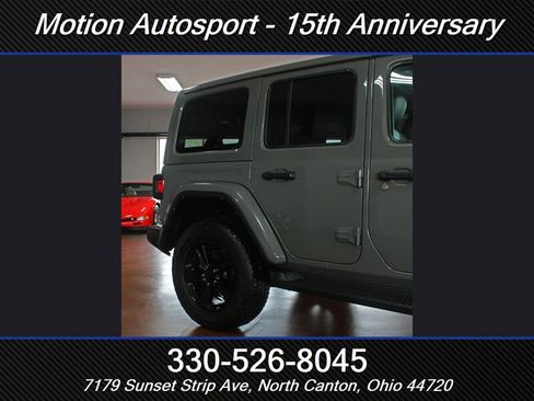 Used 2022 Jeep Wrangler Unlimited Sahara AWD/4WD image 57