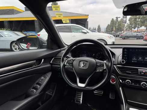 Used 2022 Honda Accord Sport image 16
