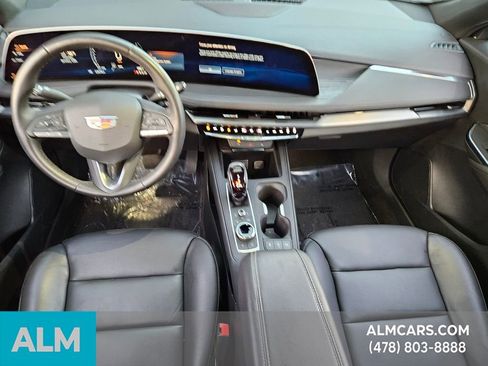 Used 2025 Cadillac XT4 Premium Luxury image 17