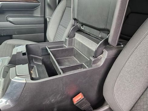 Used 2023 GMC Sierra 1500 Elevation image 24