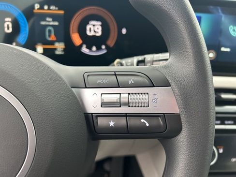 New 2026 Hyundai Tucson SEL image 16