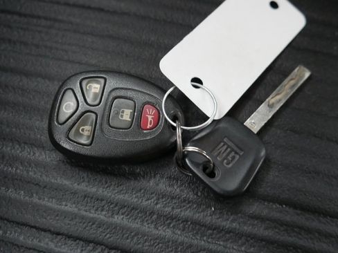 Used 2017 GMC Savana 2500 image 18