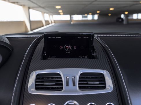 Used 2015 Aston Martin Vanquish Volante RWD image 47