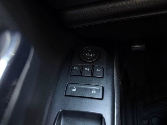 Used 2017 Chevrolet Silverado 1500 LTZ Z71 w/ LTZ Plus Package AWD/4WD image 18