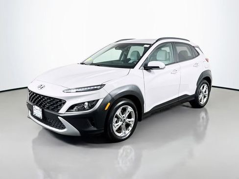 Used 2023 Hyundai Kona SEL w/ Convenience Package image 2