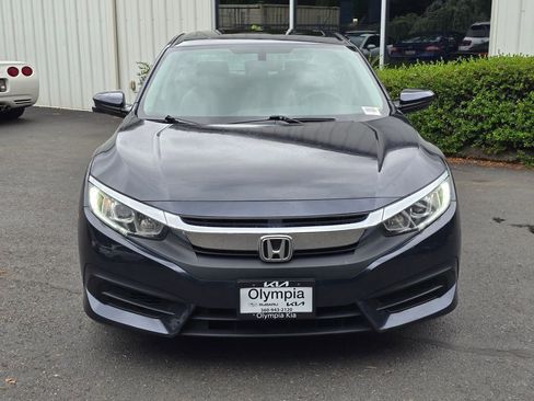 Used 2018 Honda Civic EX image 2