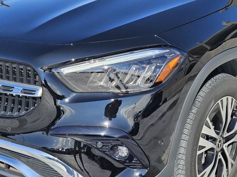 Certified 2025 Mercedes-Benz GLA 250 GLA 250 image 9