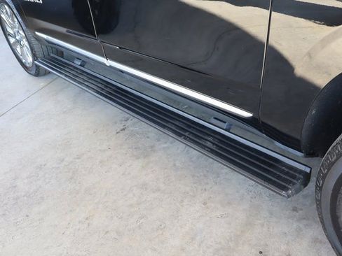 Used 2021 GMC Yukon XL Denali w/ Denali Premium Package image 14