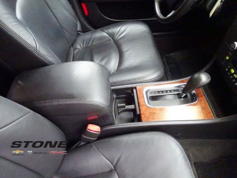 Used 2006 Buick LaCrosse CXL w/ Chrome Appearance Package image 18