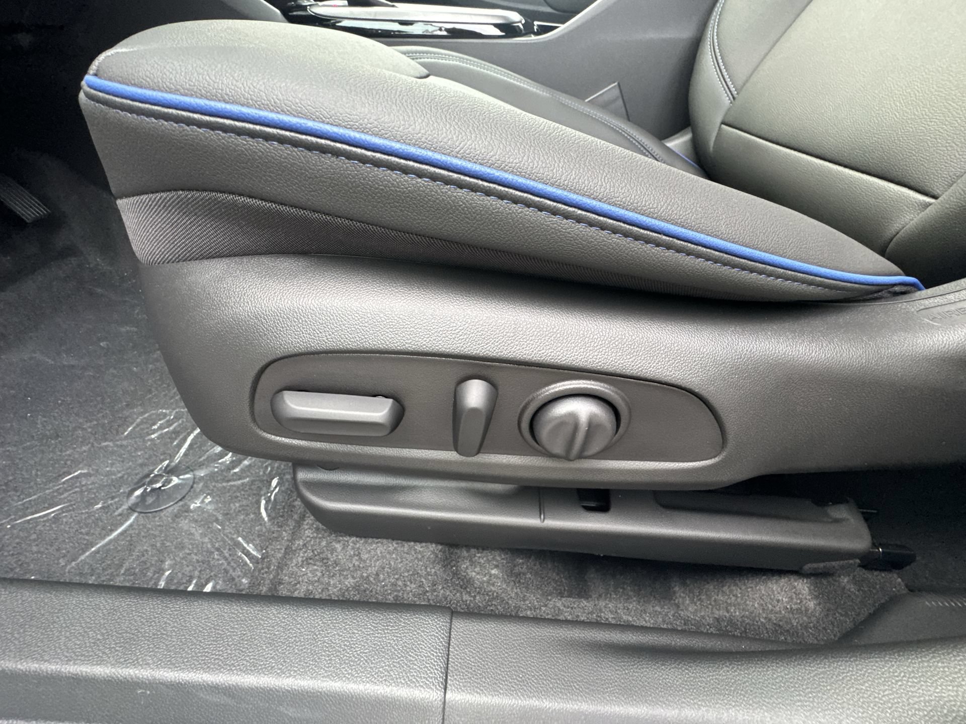 New 2026 Buick Envista Sport Touring w/ Convenience I Package FWD image 14