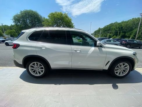 Used 2023 BMW X5 xDrive40i w/ Premium Package AWD/4WD image 6