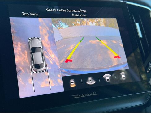 Used 2022 Maserati Ghibli Modena image 14