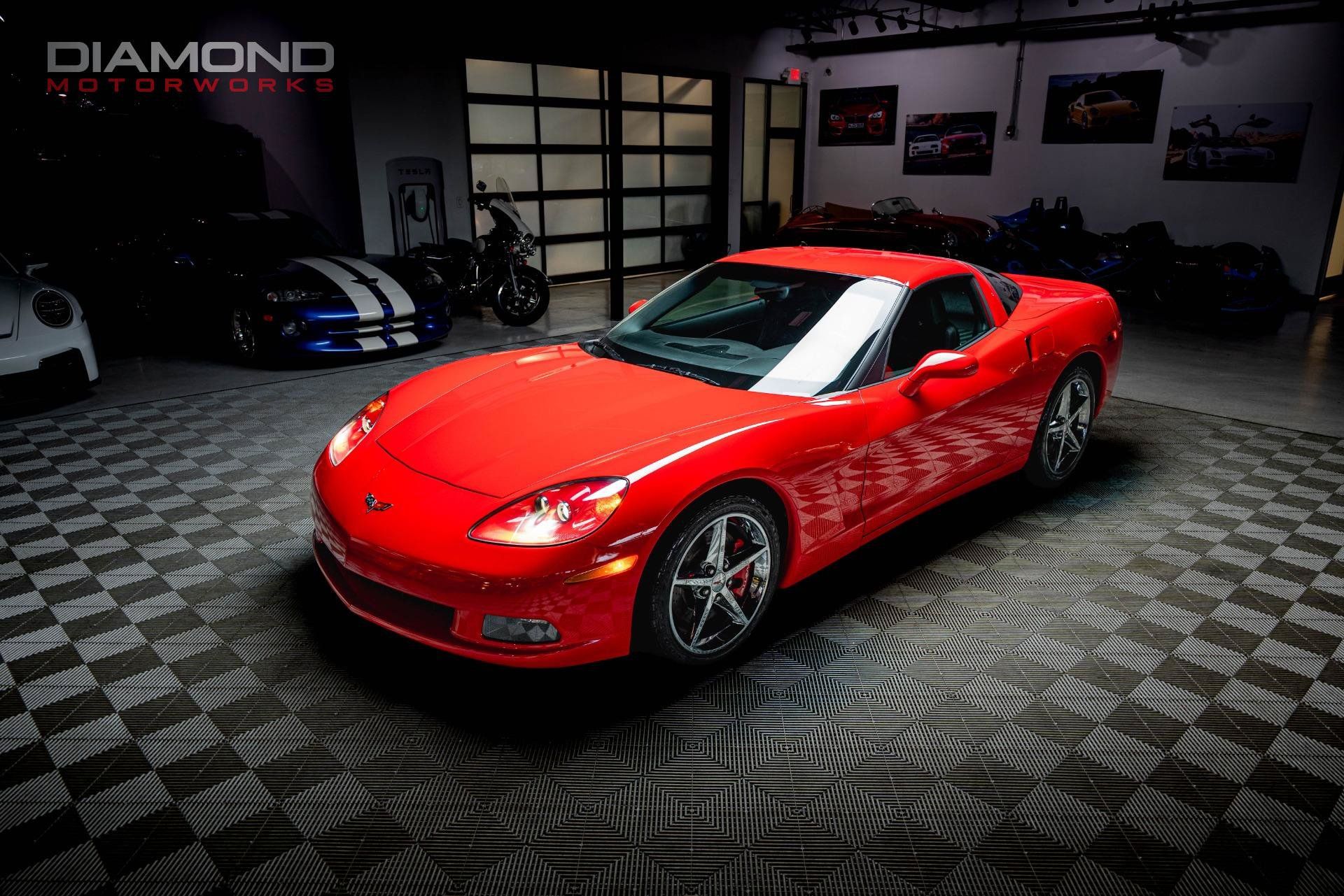 Used 2012 Chevrolet Corvette Coupe w/ Battery Protection Package RWD image 3