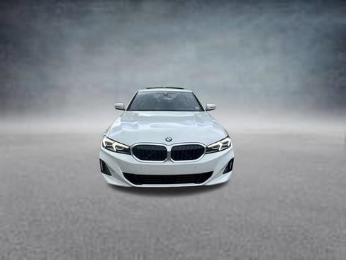 Used 2025 BMW 330i Sedan RWD image 2
